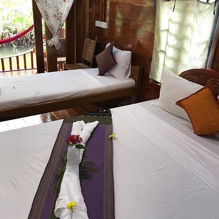 Retro Kampot Guesthouse 외부 사진