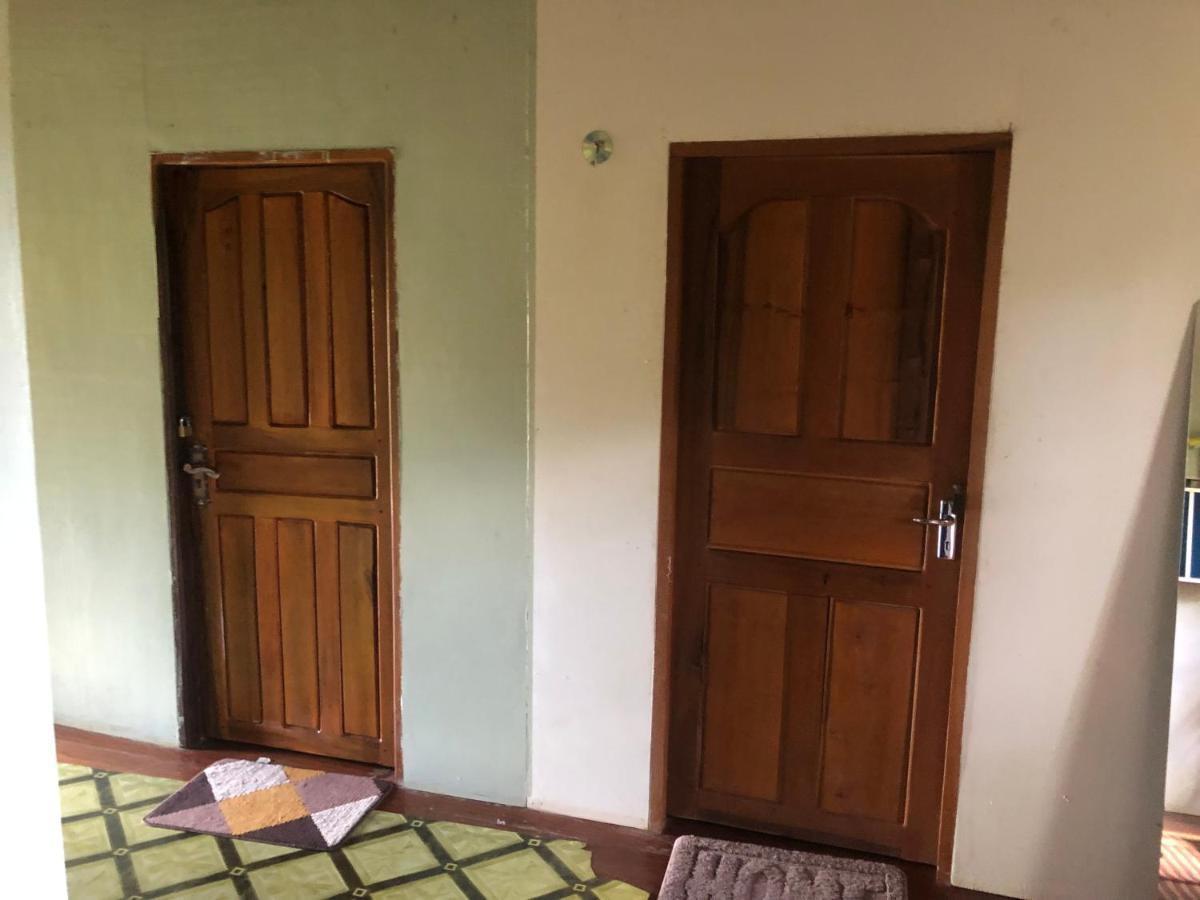 Retro Kampot Guesthouse 외부 사진