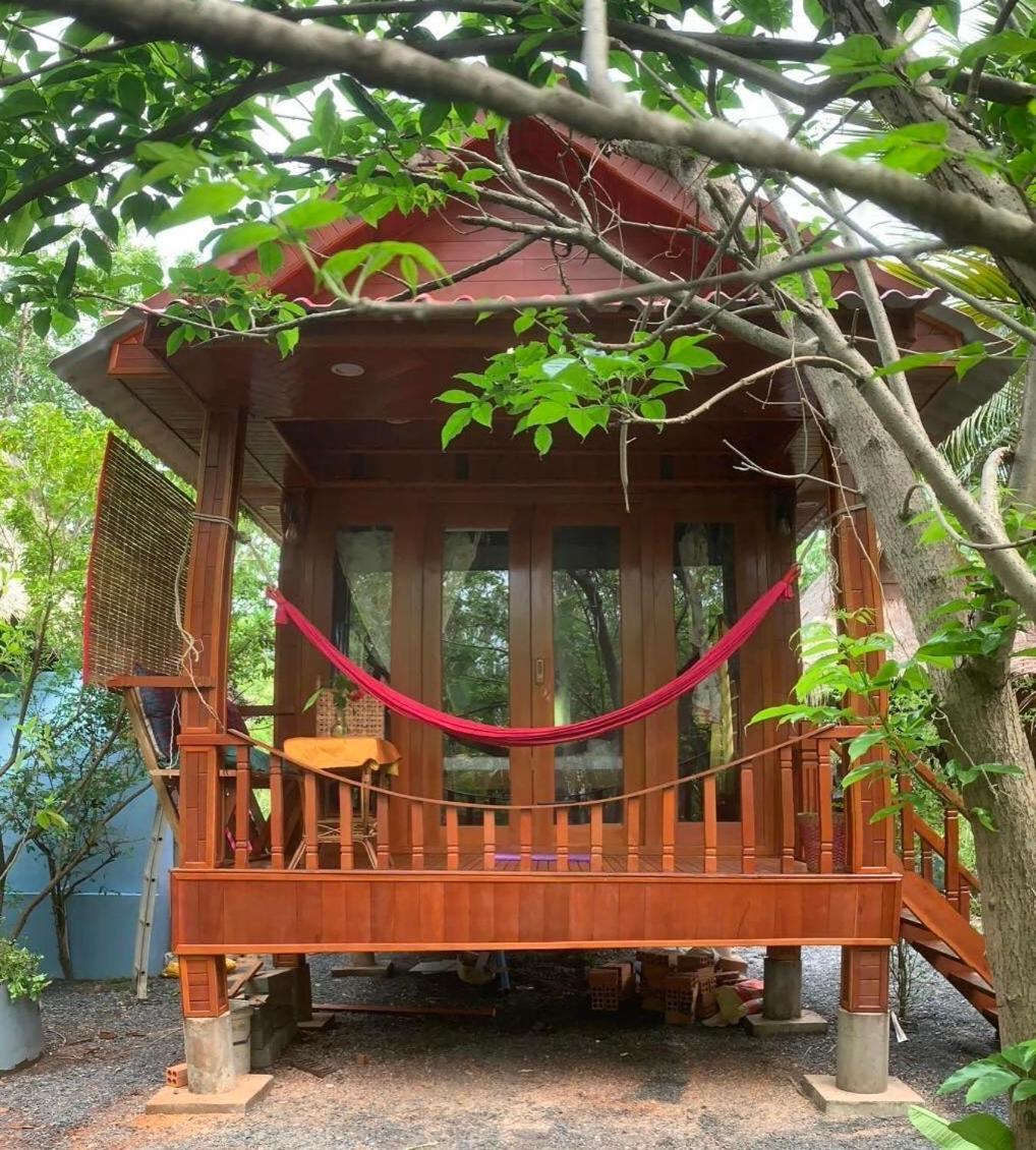 Retro Kampot Guesthouse 외부 사진
