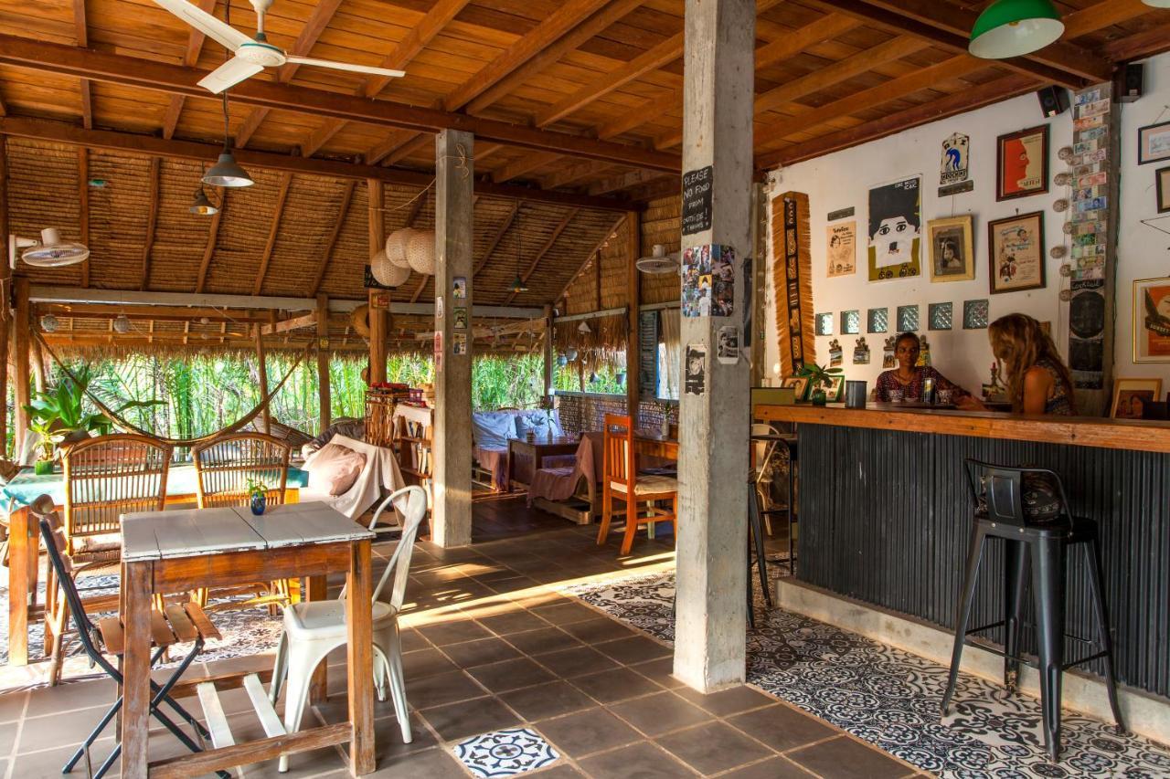 Retro Kampot Guesthouse 외부 사진