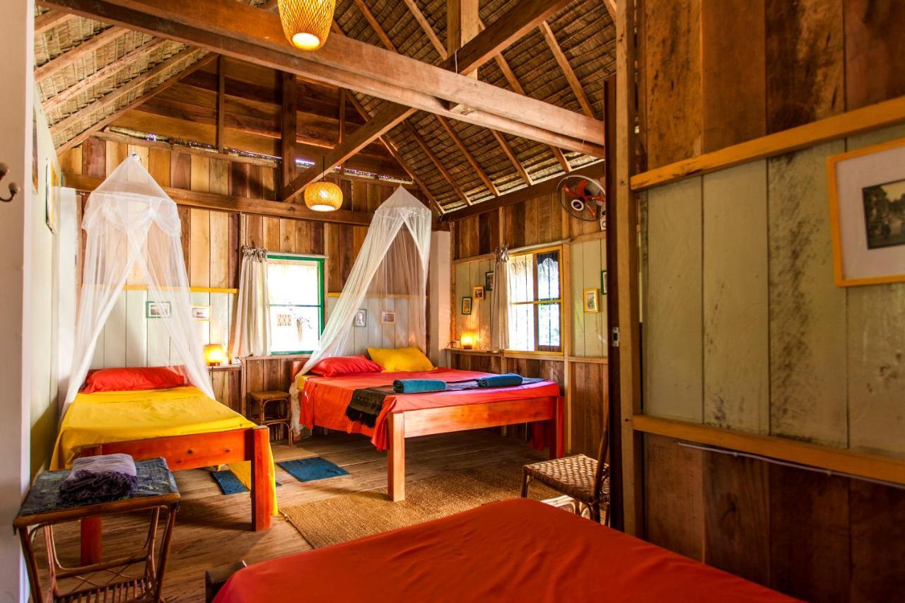 Retro Kampot Guesthouse 외부 사진