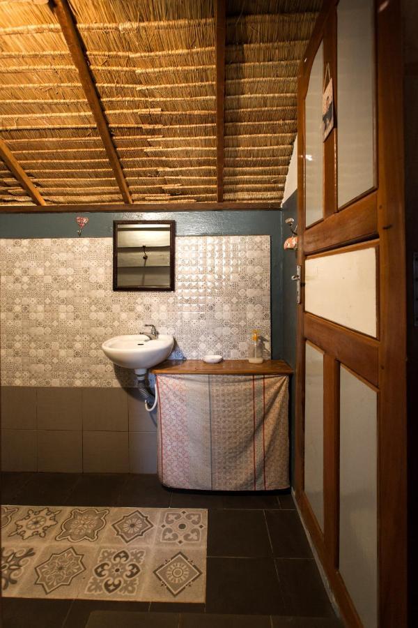 Retro Kampot Guesthouse 외부 사진